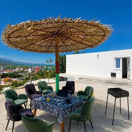Konukevi Peace Hill Shkoder, Albania *